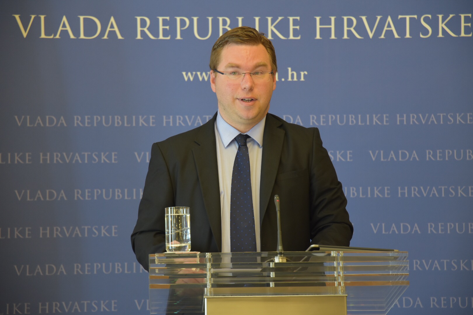 Ministar rada i mirovinskoga sustava Pavić: Vladaju pozitivni trendovi ...
