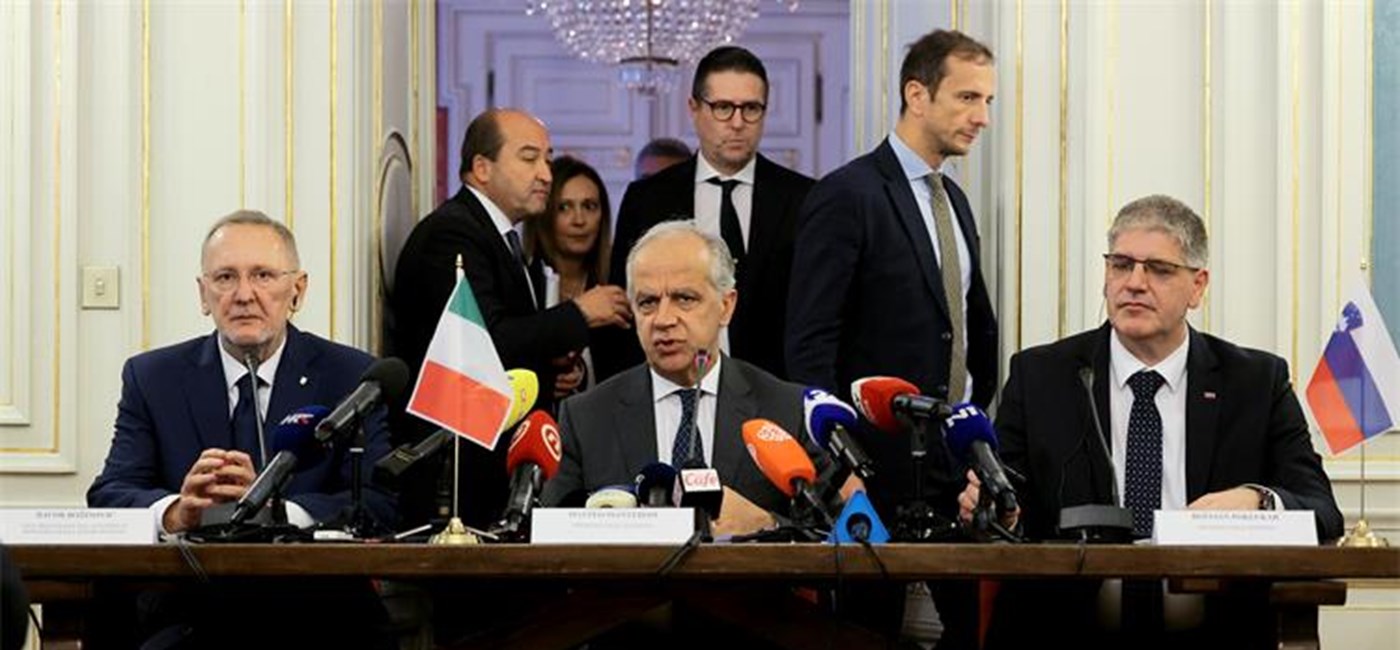 Ministri unutarnjih poslova Hrvatske, Slovenije i Italije jačaju mješovite patrole 