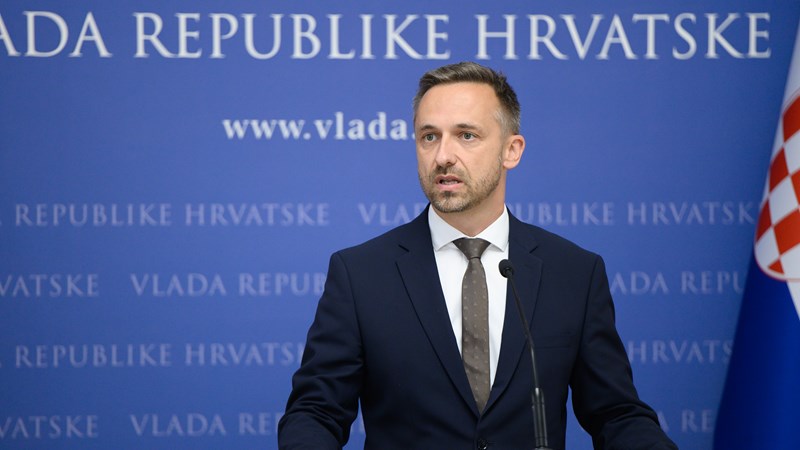 Piletić: Ključni cilj porezne reforme je što manje porezno opterećenje rada i prebacivanje tog tereta na imovinu