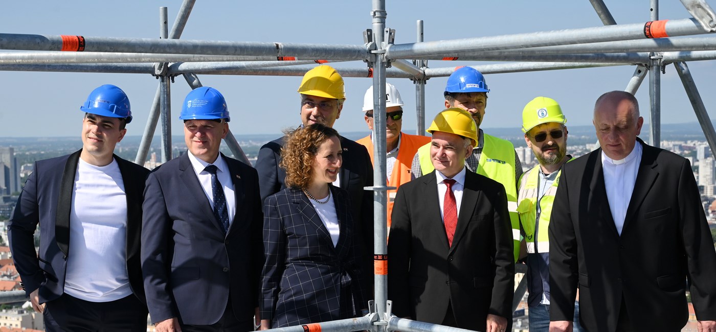 Plenković obišao gradilište Zagrebačke katedrale: Veliki projekt koji ćemo odraditi do kraja kako glavni grad zaslužuje