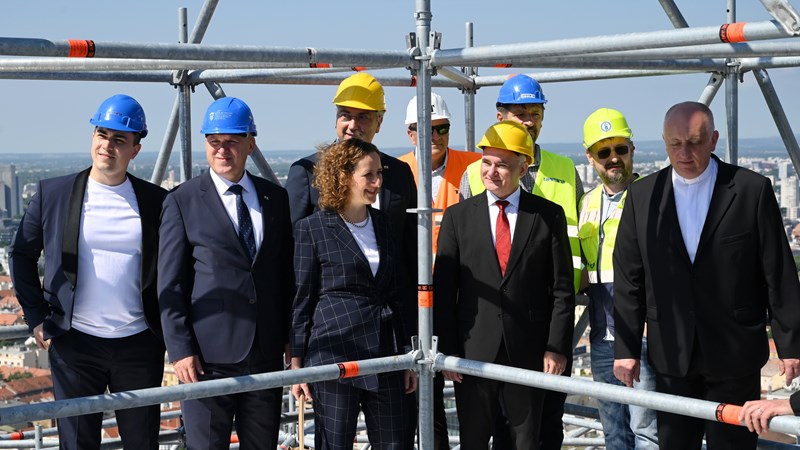 Plenković obišao gradilište Zagrebačke katedrale: Veliki projekt koji ćemo odraditi do kraja kako glavni grad zaslužuje