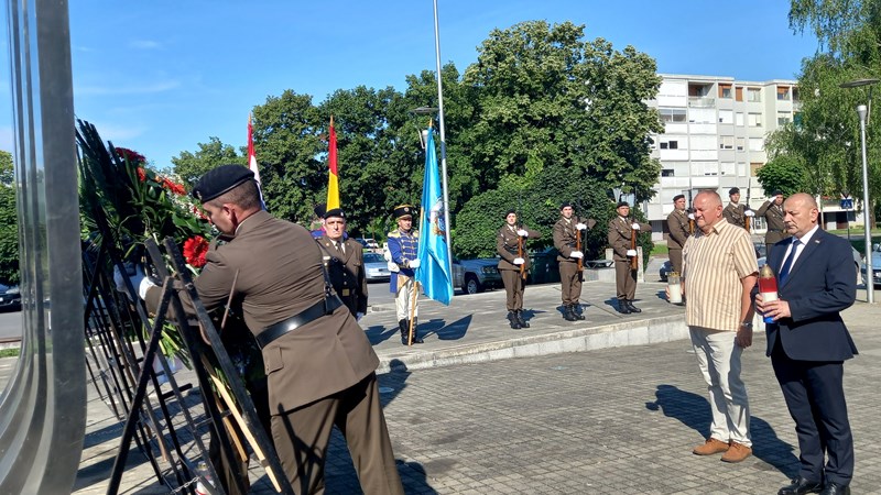 Odana počast poginulim pripadnicima 110. brigade ZNG/HV-a