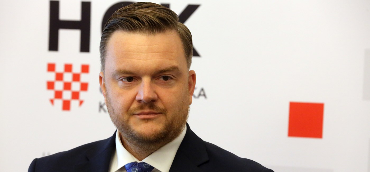 Primorac najavio mogućnost isplate plaće na račun i podizanje sredstava bez naknade