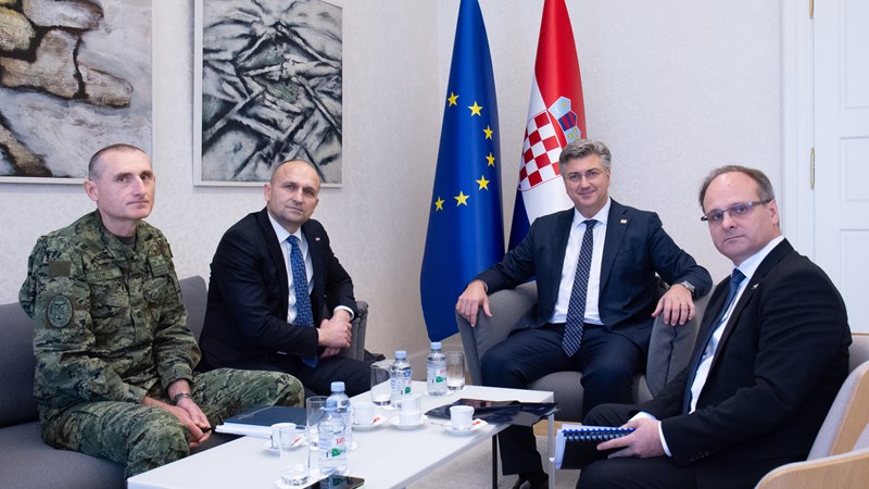 Plenković razgovarao s Kundidom o sudjelovanju Hrvatske u NSATU