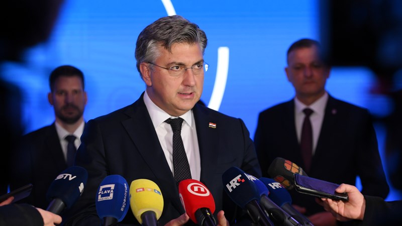 Plenković: Mi pobjeđujemo na izborima, a oporba gubi s već 17. inicijativom o nepovjerenju. Naši rezultati su tu