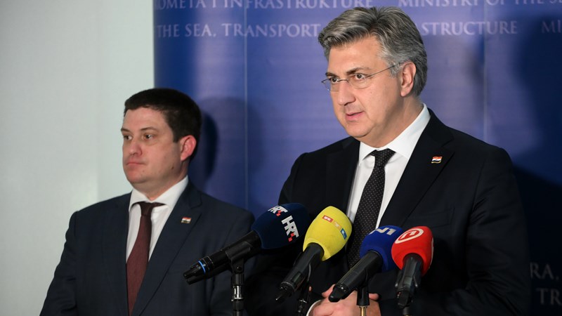 Slijepo slijedeći Milanovića, SDP koristi svaku priliku za izazivanje krize i kršenje normalnog demokratskog ponašanja