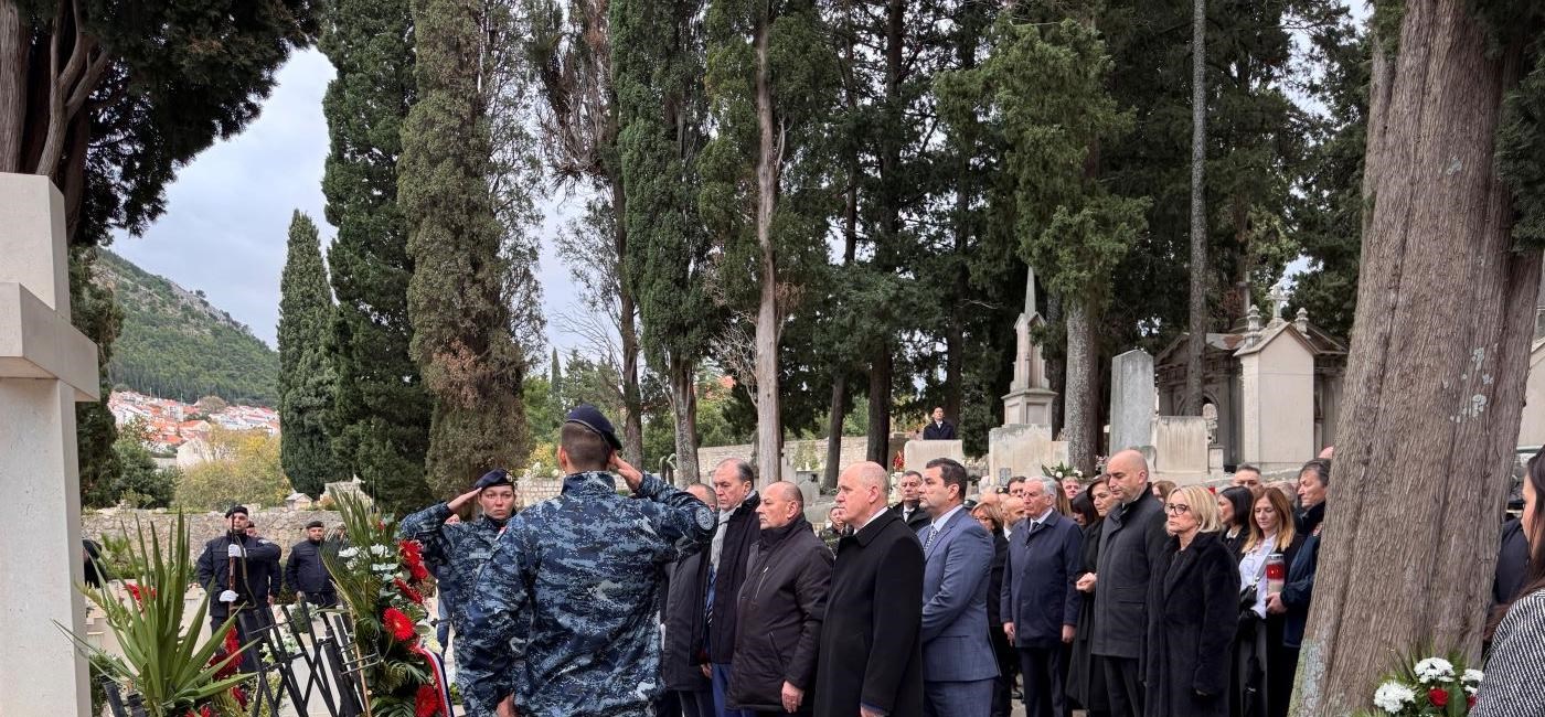 Medved: Zahvalnost hrabrim braniteljima Srđa i Dubrovnika