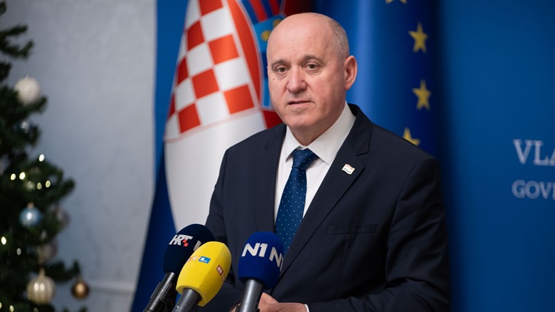 Parlamentarna većina je stabilna, s odgovornom politikom nastavit ćemo i u idućoj godini