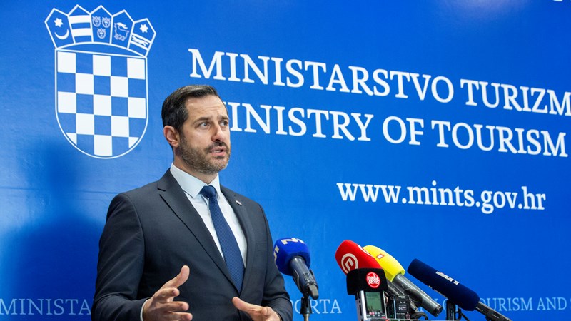 Ministar Glavina: Turistička 2024. iznimno uspješna s rastom svih pokazatelja