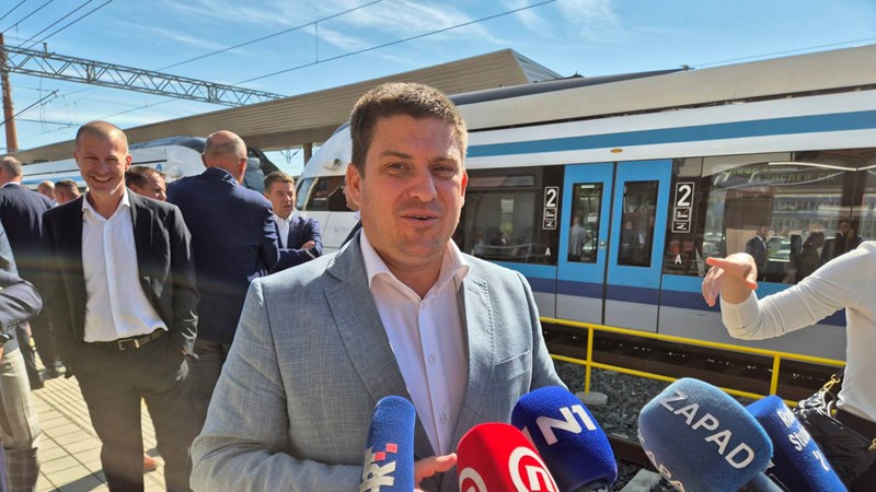 Ministar Butković obišao obnovljenu prugu na relaciji Krapina – Zabok