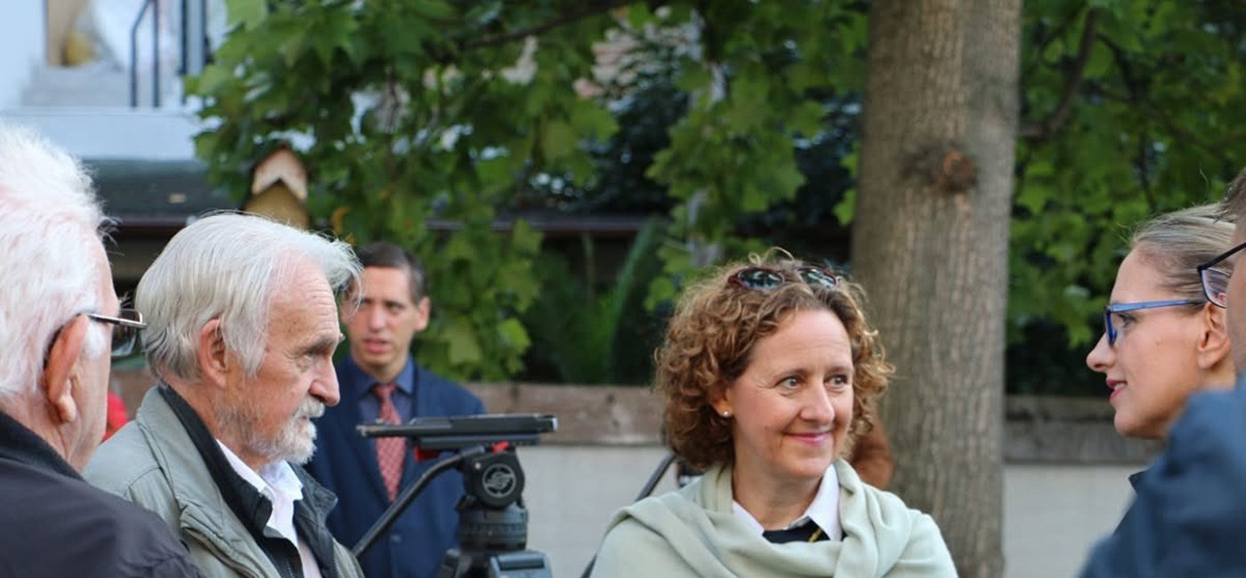 Ministrica kulture na svečanom podizanju obnovljenih kupola bazilike Srca Isusova