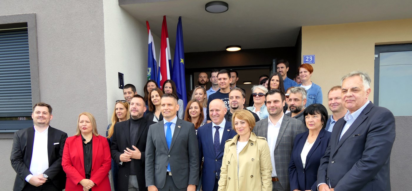 Trideset mladih sisačkih obitelji preuzelo ključeve svog novog doma