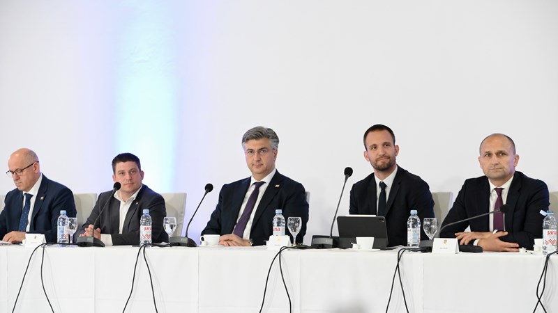 Plenković: I u trećem mandatu razvoj Slavonije, Baranje i Srijema ostaje prioritet Vlade