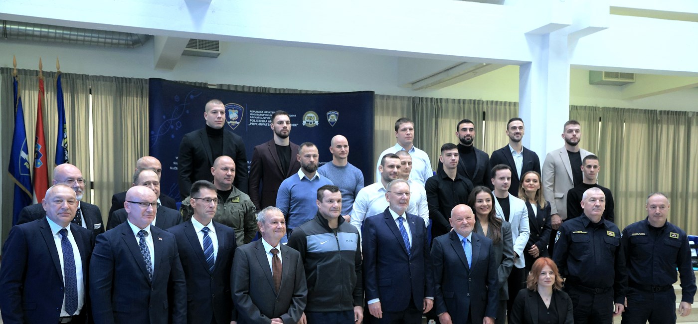 Božinović u ime MUP-a potpisao ugovore s vrhunskim sportašima