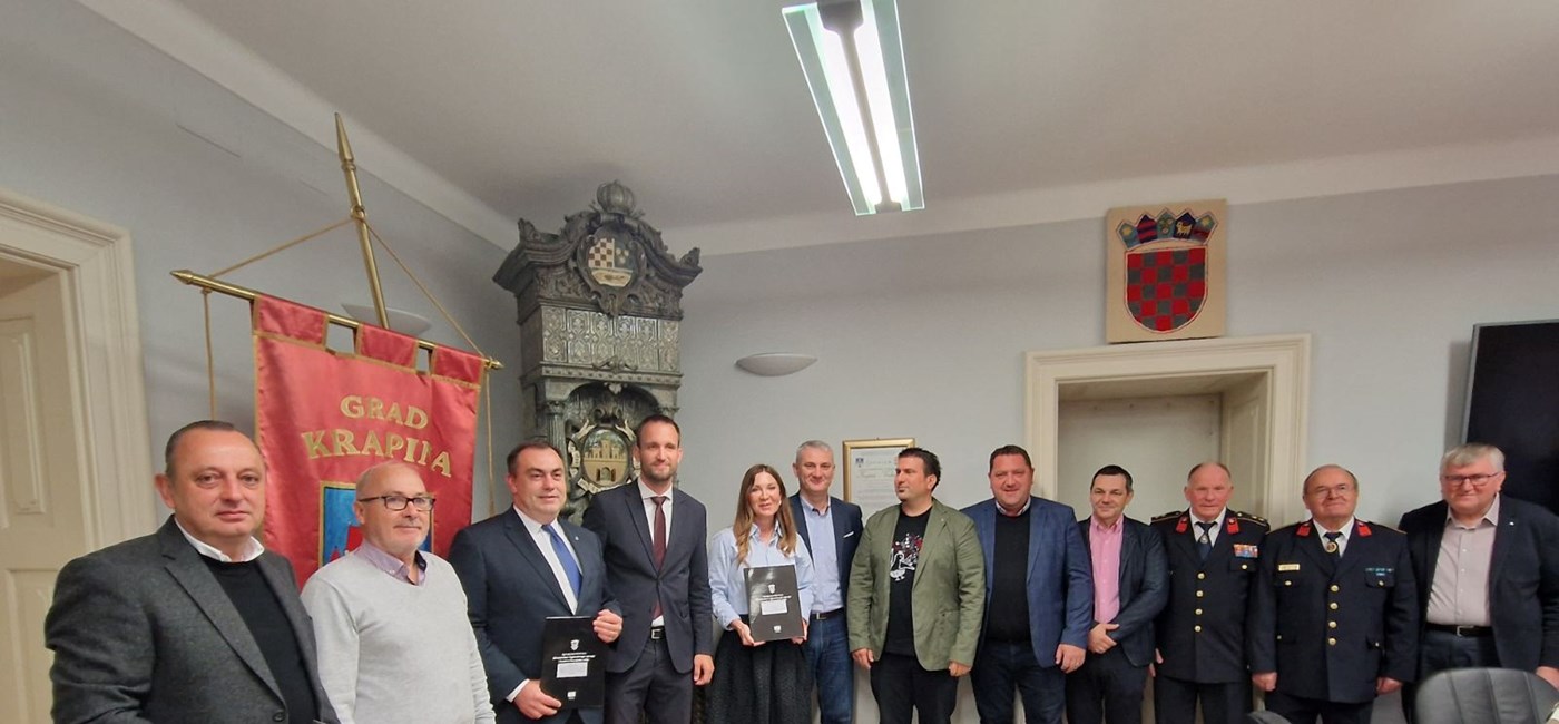 Erlić u Krapini uručio ugovore vrijedne 480.000 eura: Cilj Vlade je pojačati ulaganja u gradove