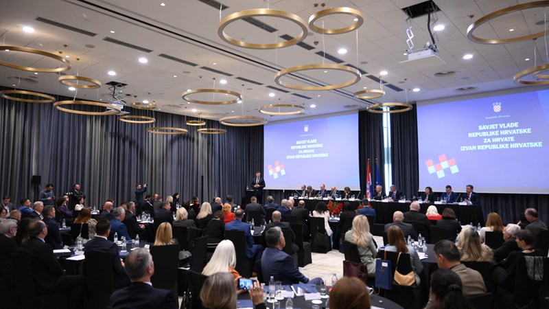 Vlada će i dalje snažno podržavati Hrvate izvan Hrvatske. Niste sami, niste zaboravljeni, pripadate hrvatskom narodu