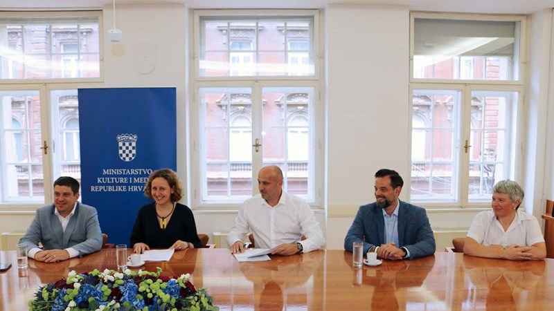 Potpisan Ugovor o pružanju usluge distribucije tiskanih medija kao usluge od općeg gospodarskog interesa