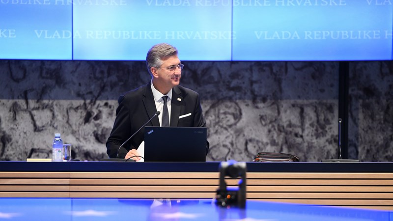 Plenković: JANAF nije na prodaju; nadamo se rješenju situacije s NIS-om koje će omogućiti nastavak suradnje