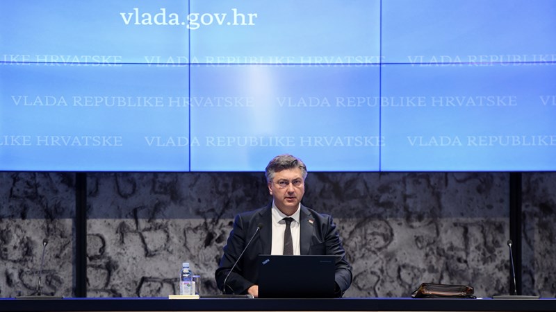 Plenković: Pozivamo na smirivanje tenzija, povratak dijalogu te osiguranje funkcionalnosti Bosne i Hercegovine
