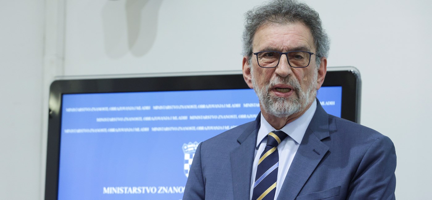 Štrajku se odazvalo 25 posto djelatnika; Veliki broj nastavnika svoj ugled gradi gdje i treba - u učionicama