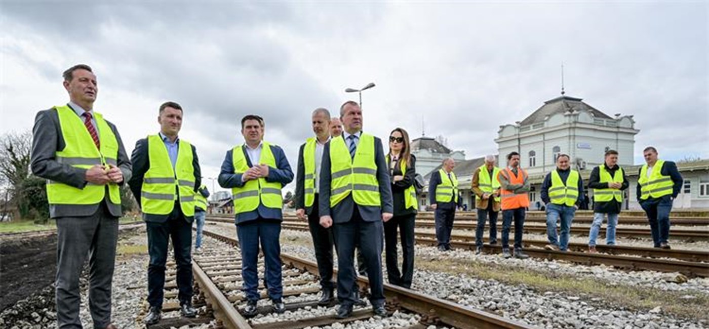 Butković: Ulaganja u željezničku infrastrukturu u Hrvatskoj veća su od 1,5 milijardi eura