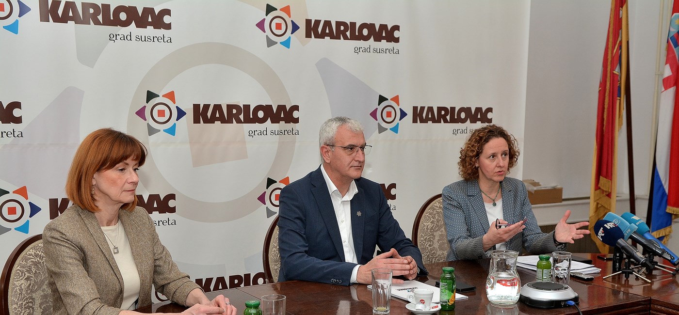 Obuljen Koržinek najavila obnovu Državnog arhiva u Karlovcu