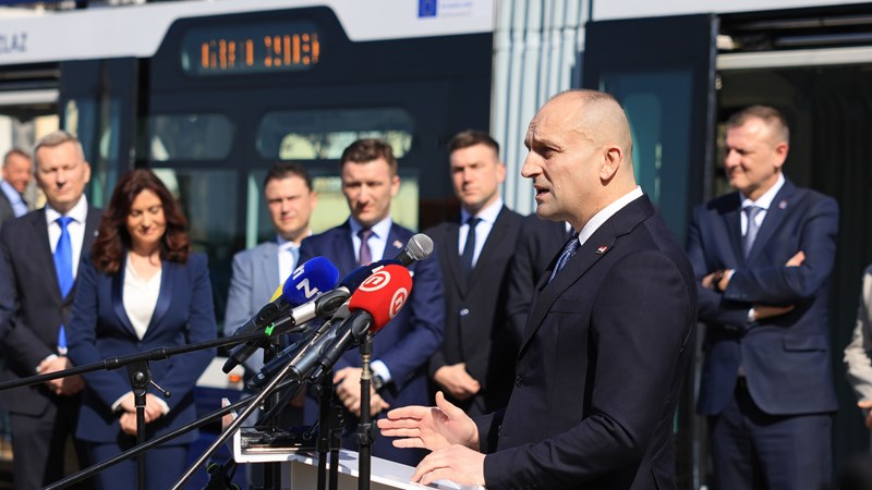 Anušić: Hrvatska radi na jačanju obrambene industrije i razvoju proizvodnje streljiva
