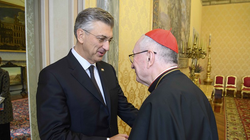 Plenković i Parolin založili se za pravedan mir u Ukrajini i za europsku perspektivu zemalja jugoistoka Europe