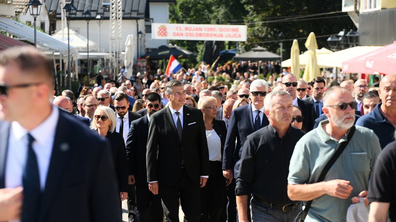 Hrvatska danas, kao i prije 30 godina, stoji uz Hrvate u BiH i snažno podupire europski put Bosne i Hercegovine