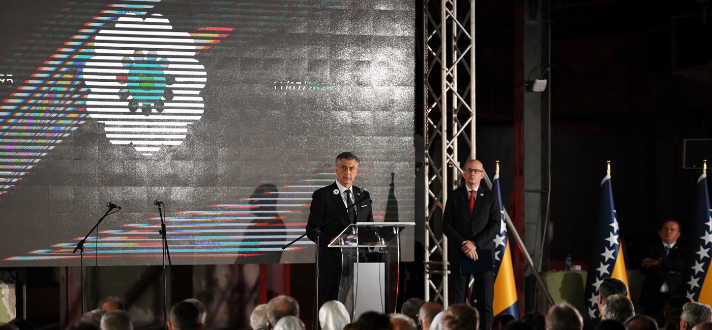 Plenković: Sjećanje na Srebrenicu univerzalna je poruka da se više nikada ne dogodi sličan zločin