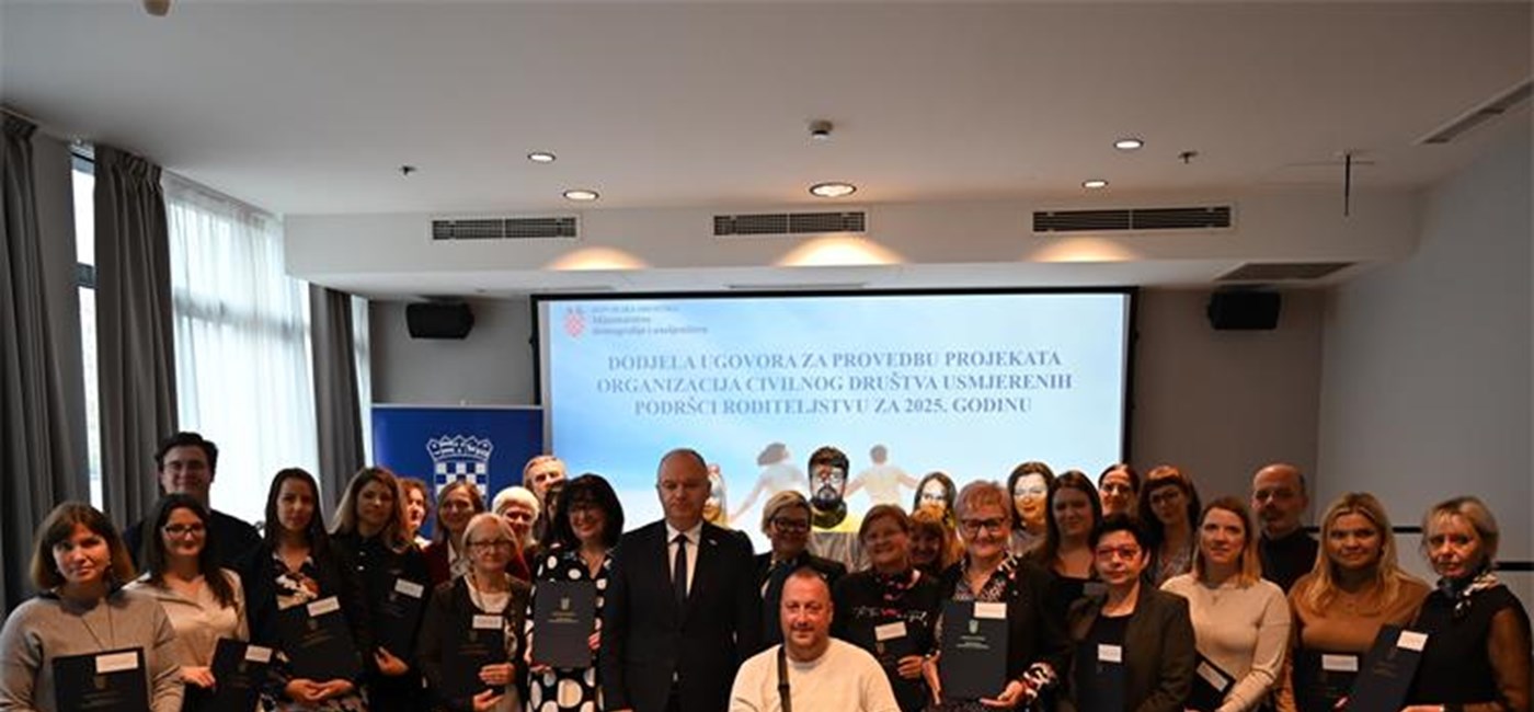 Ministarstvo demografije: Više od milijun eura za projekte podrške roditeljstvu