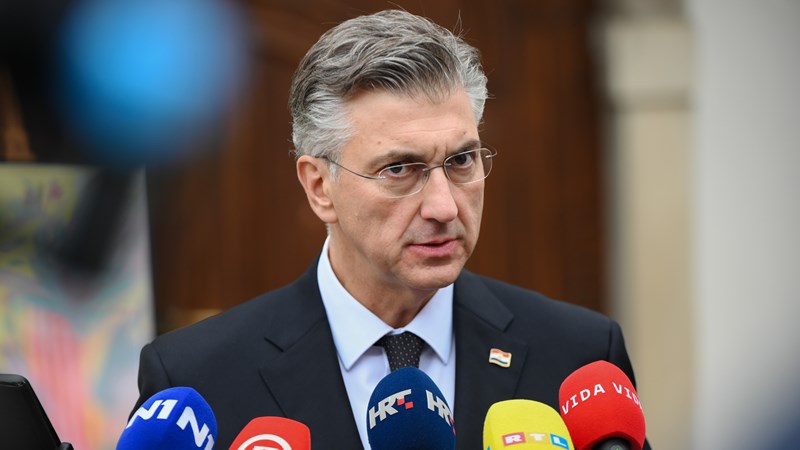 Plenković: Histeriziranje političke ljevice o izmišljenoj ustašizaciji kreira atmosferu tenzija, polarizacije i podjela