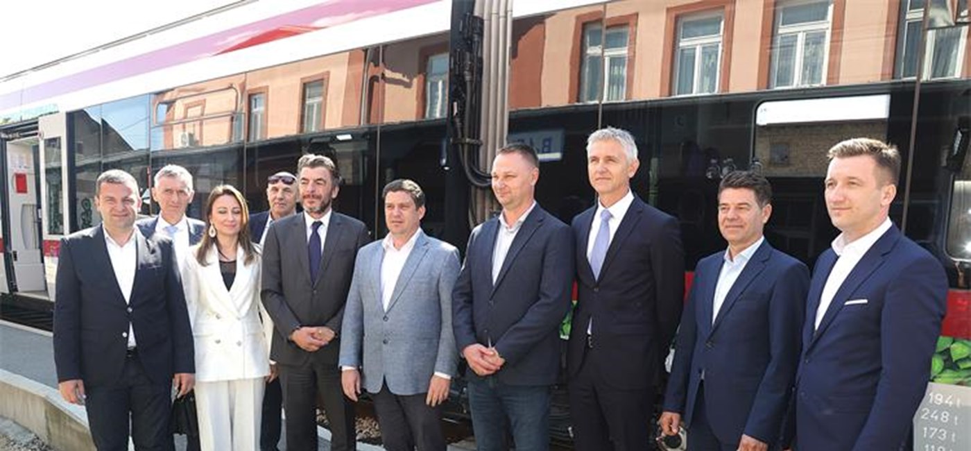  Prvi elektrobaterijski vlak proizveden u Hrvatskoj obavio svoju prvu vožnju