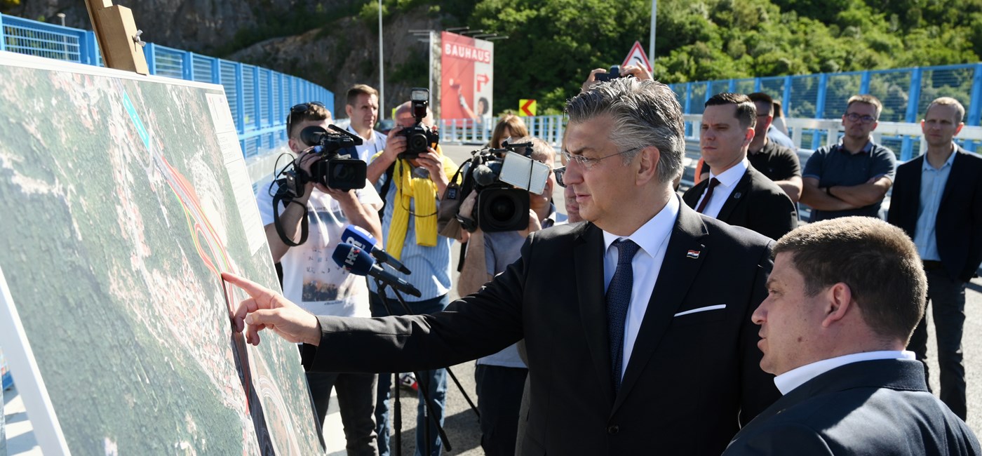 Plenković: Velikim cestovnim ulaganjima u Primorsko-goranskoj županiji bolja povezanost i sigurniji promet građanima
