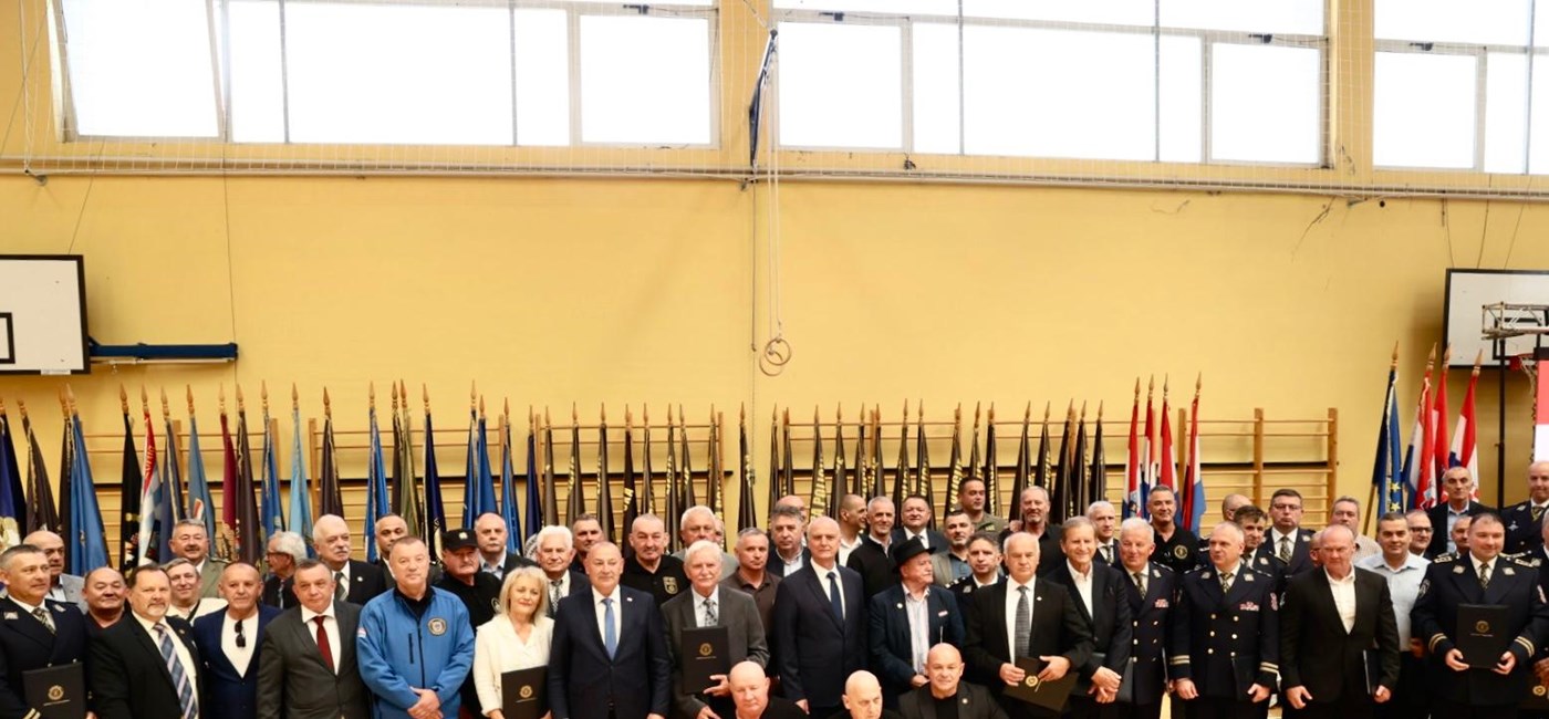 Satom povijesti i uručivanjem zahvalnica u Okučanima počelo obilježavanje "Bljeska"
