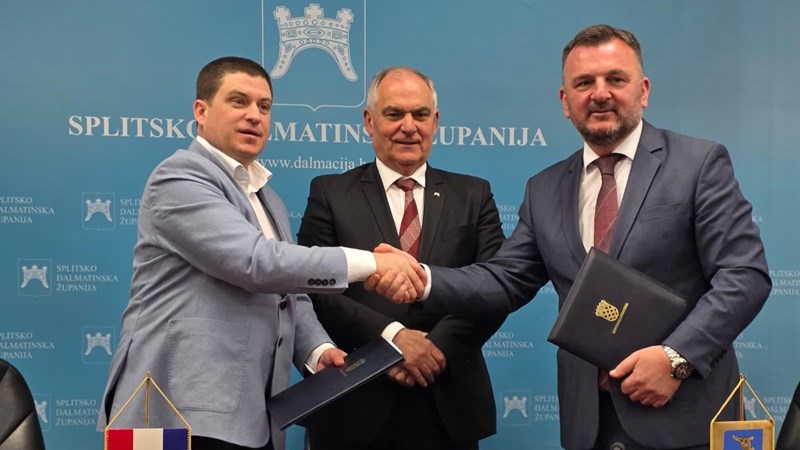 Butković potpisao ugovor za cestu Podstrana-Žrnovnica-Tugare vrijednu 13 milijuna eura
