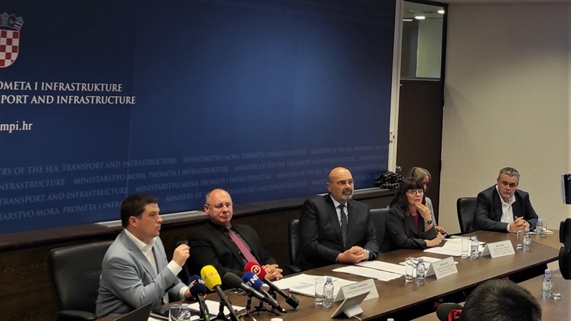 Butković predstavio deset zakonskih akata koji su u postupku donošenja ove godine