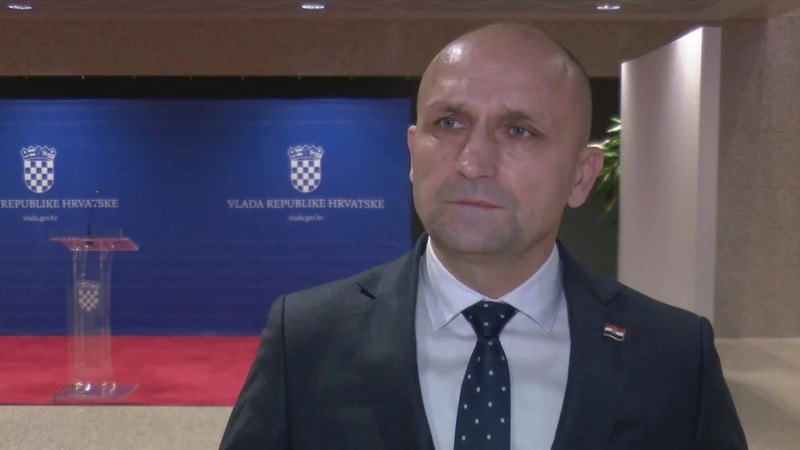 Ministar Anušić: Hrvatski zračni prostor štite Rafalei, spremni smo u slučaju ulaska dronova 