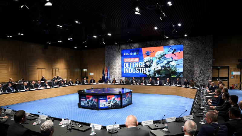 Plenković i Rutte s predstavnicima hrvatske obrambene industrije: Iznimno potentan i izvozno orijentiran sektor