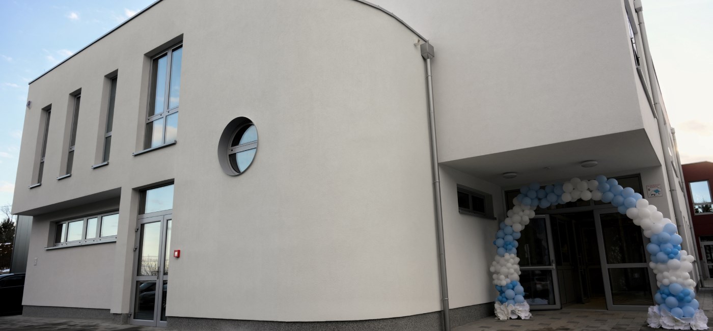 Veliki iskorak za obrazovanje i sport u Ozlju; otvorena dograđena zgrada škole „Slava Raškaj“ i nova sportska dvorana