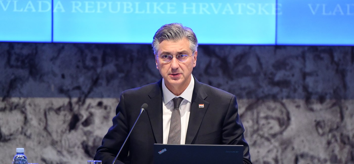 Vladina ponuda je uravnotežena i na tragu je kontinuiranih povećanja u skladu s proračunskim mogućnostima 