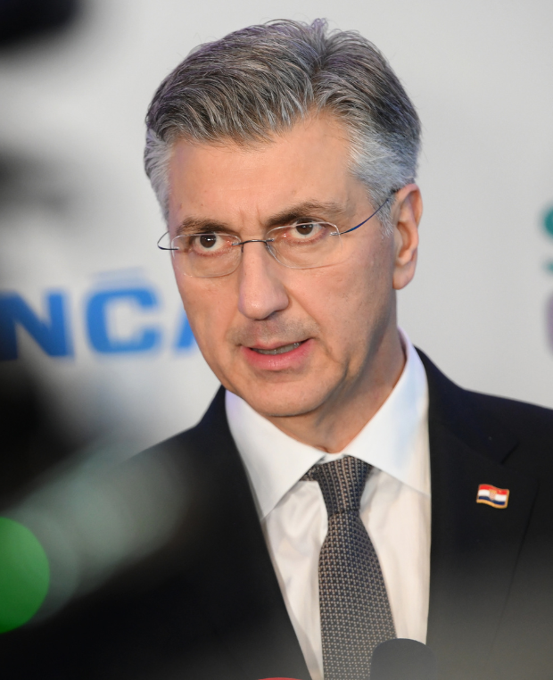 Kad proučimo sve međunarodnopravne aspekte, informirat ćemo predsjednika Republike i razgovarati o procesu koji slijedi