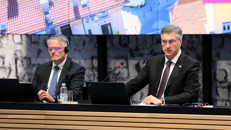  Zahvaljujući snažnoj posvećenosti Vlade, Hrvatska je postigla odličan napredak u procesu pristupanja OECD-u