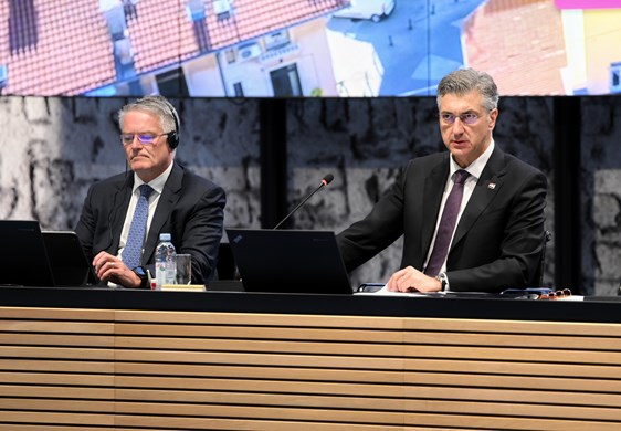  Zahvaljujući snažnoj posvećenosti Vlade, Hrvatska je postigla odličan napredak u procesu pristupanja OECD-u