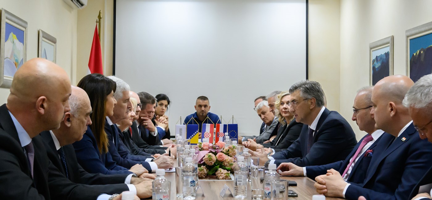 Snažno stojimo uz hrvatski narod u BiH
