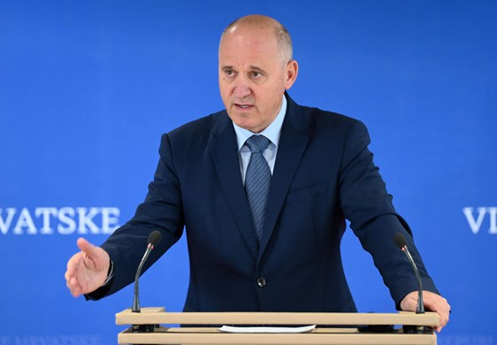 Bačić: U Splitu i Rijeci uskoro 300-tinjak stambenih jedinica