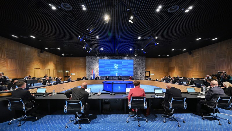 Dodatnih 521 milijun eura za izgradnju i dogradnju osnovnih škola