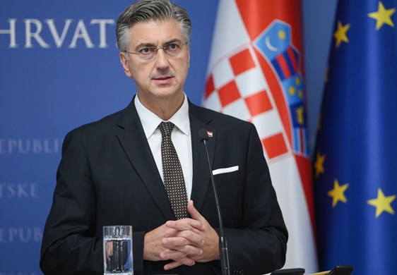 Vlada za slobodu i demokraciju, ne za totalitarni refleks i za cenzuru