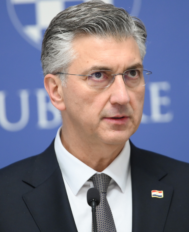 U snažnoj, stabilnoj, uvaženoj i priznatoj Hrvatskoj, lijeva oporba nastoji uvjeriti narod da ovdje buja fašizam