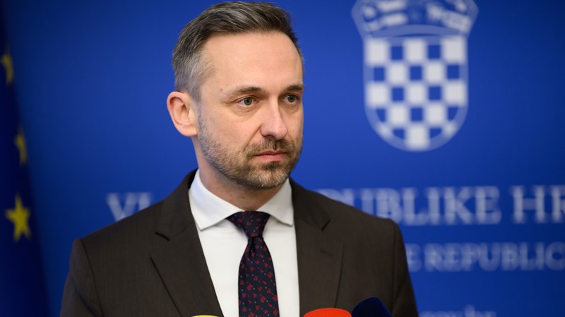 U mandatu ove Vlade plaće u državnom i javnom sektoru povećane za nešto više od 116 posto
